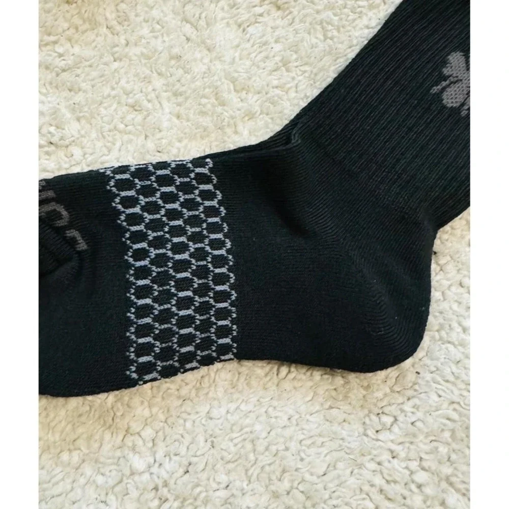 Bombas Crew socks size small black honeycomb arch support stay up antimicrobial